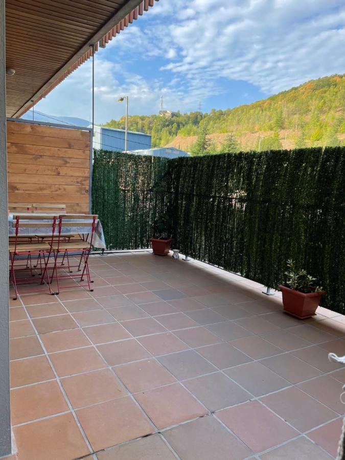 Precioso Calido Apartamento En Sort Con Terraza Exterior photo