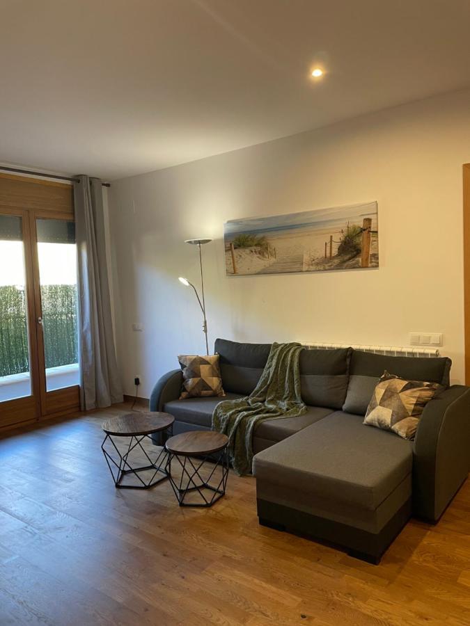 Precioso Calido Apartamento En Sort Con Terraza Exterior photo